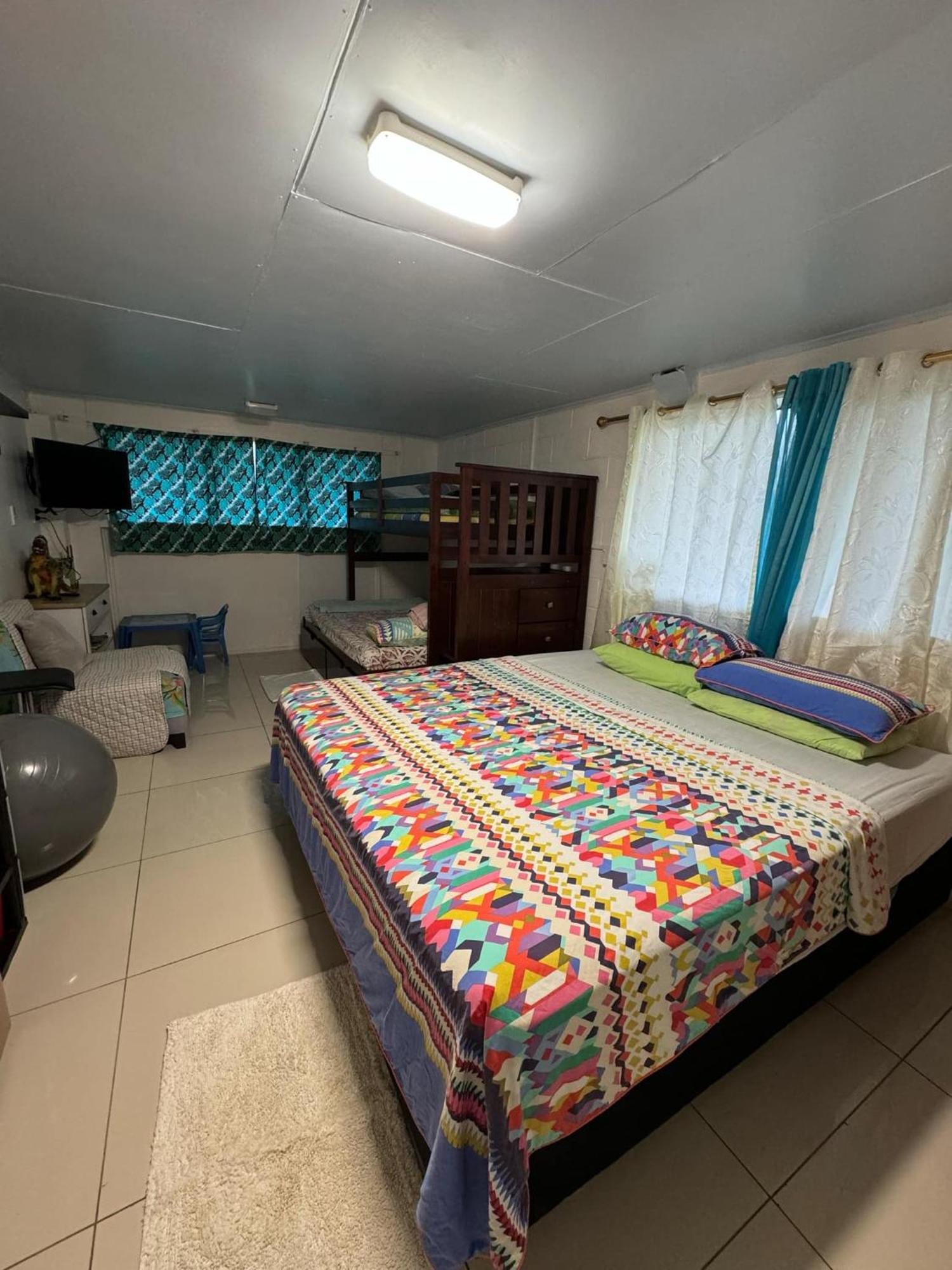 Mirimiri Spa Homestay Ngatangiia Esterno foto